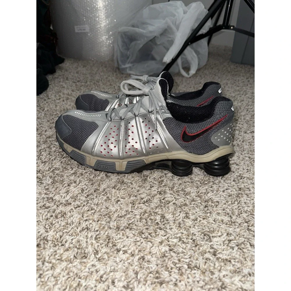 Nike Shox Cog Cognescenti Silver Black Red Size 14 Sneakers 311116-005‎ CLEAN